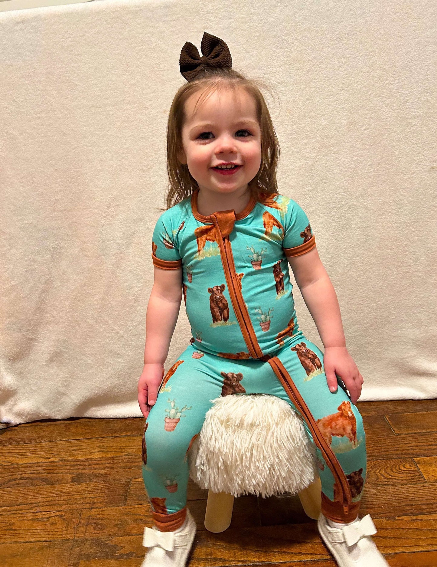 Teal Cow Short Sleeve Bamboo Sleeper