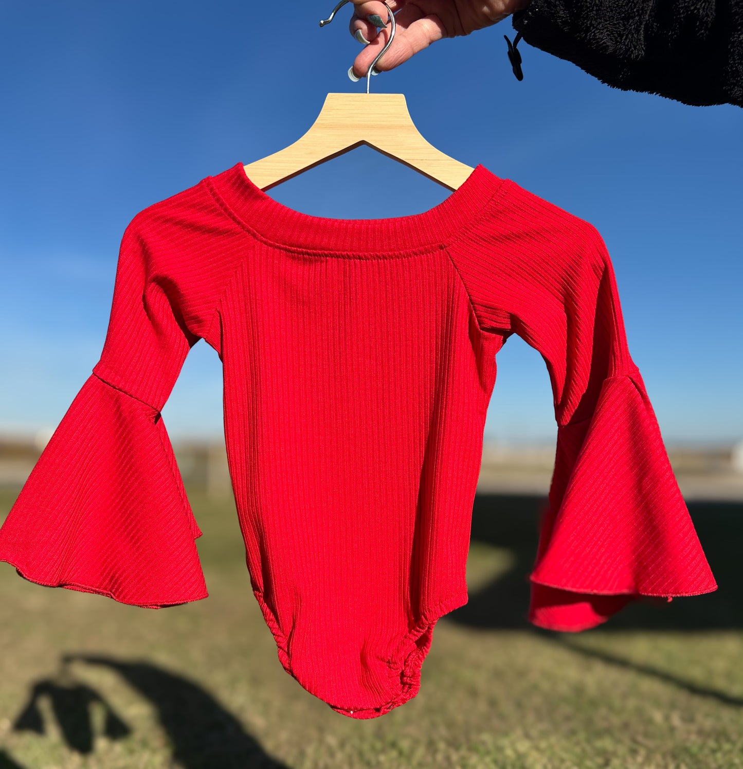 Bell Sleeve Leos/Tops (2 colors available)