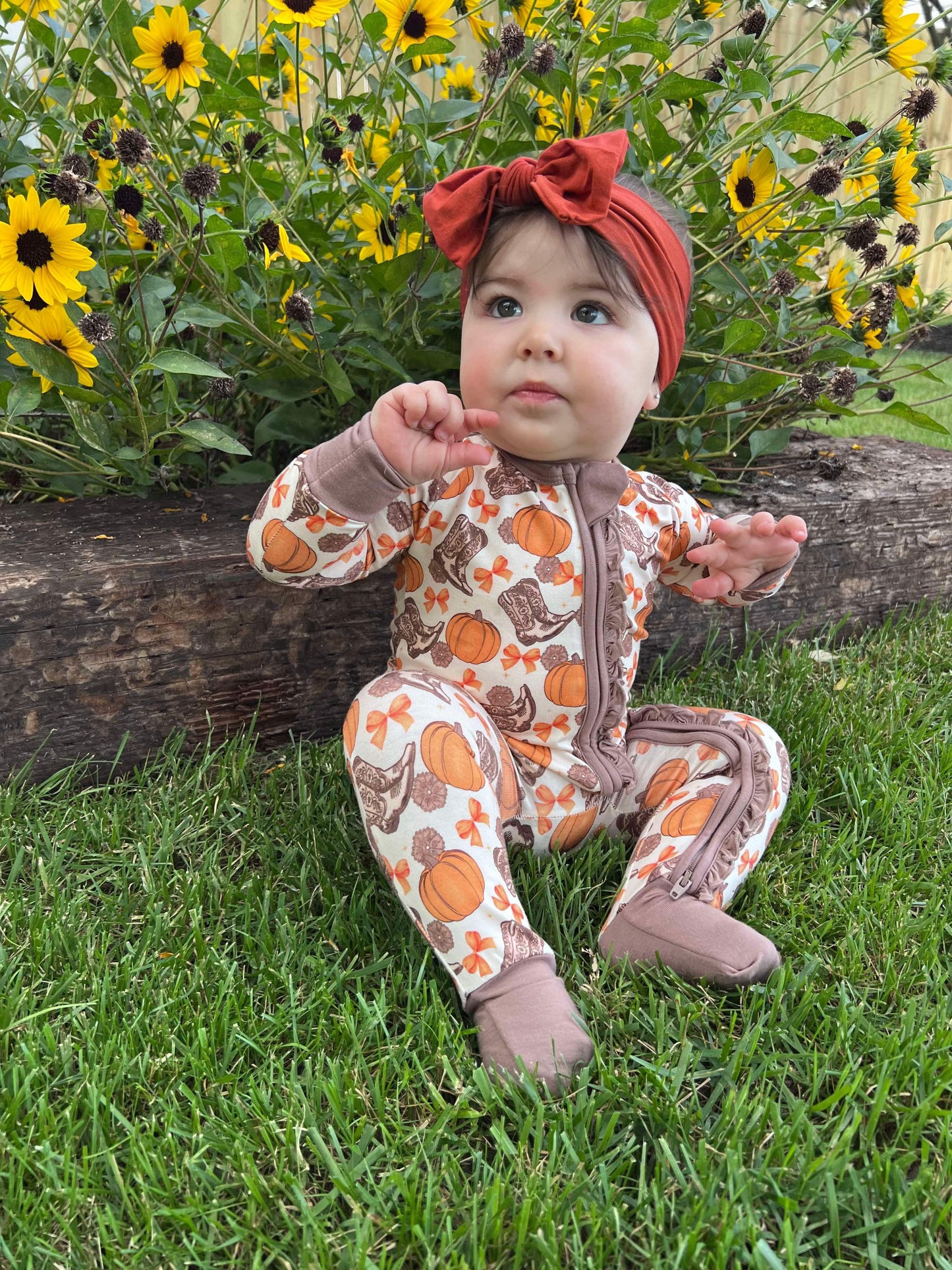 Howdy Pumpkin Ruffled Bamboo Sleeper