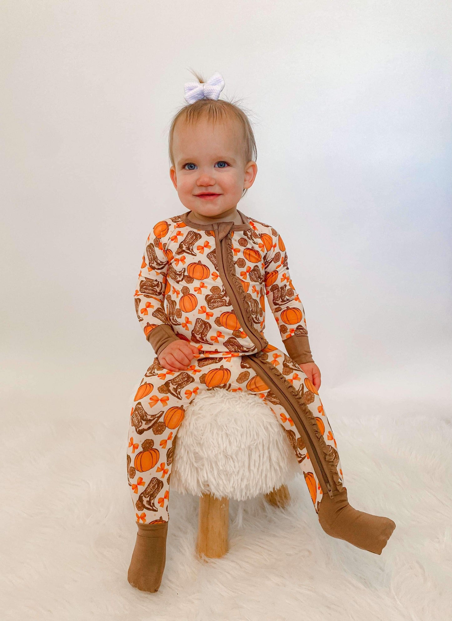 Howdy Pumpkin Ruffled Bamboo Sleeper