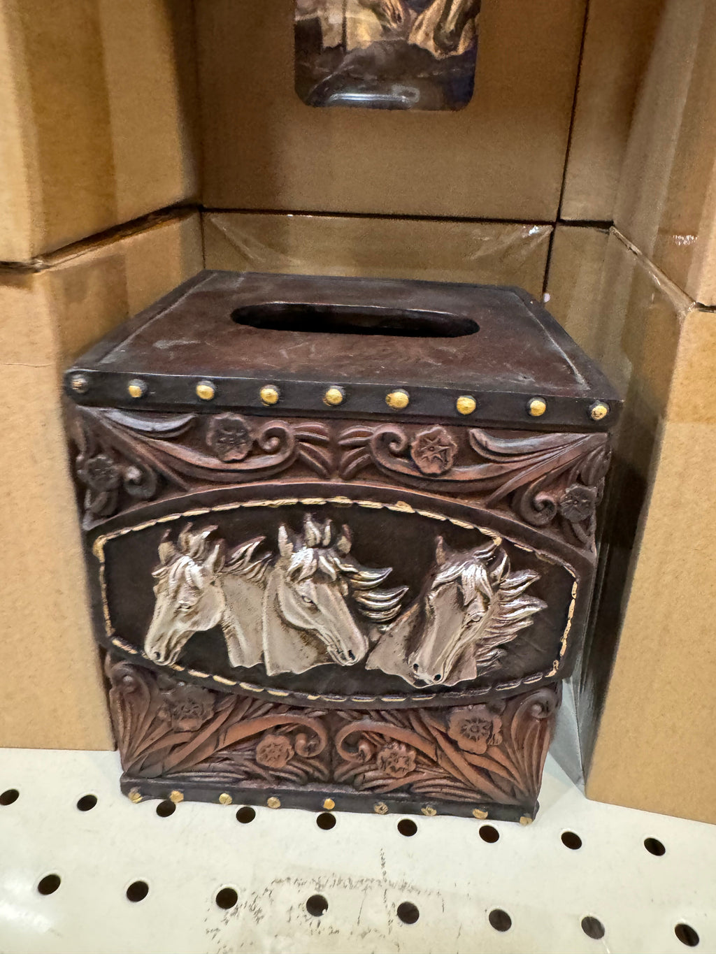 Horse Medallion Tissue Box Cover