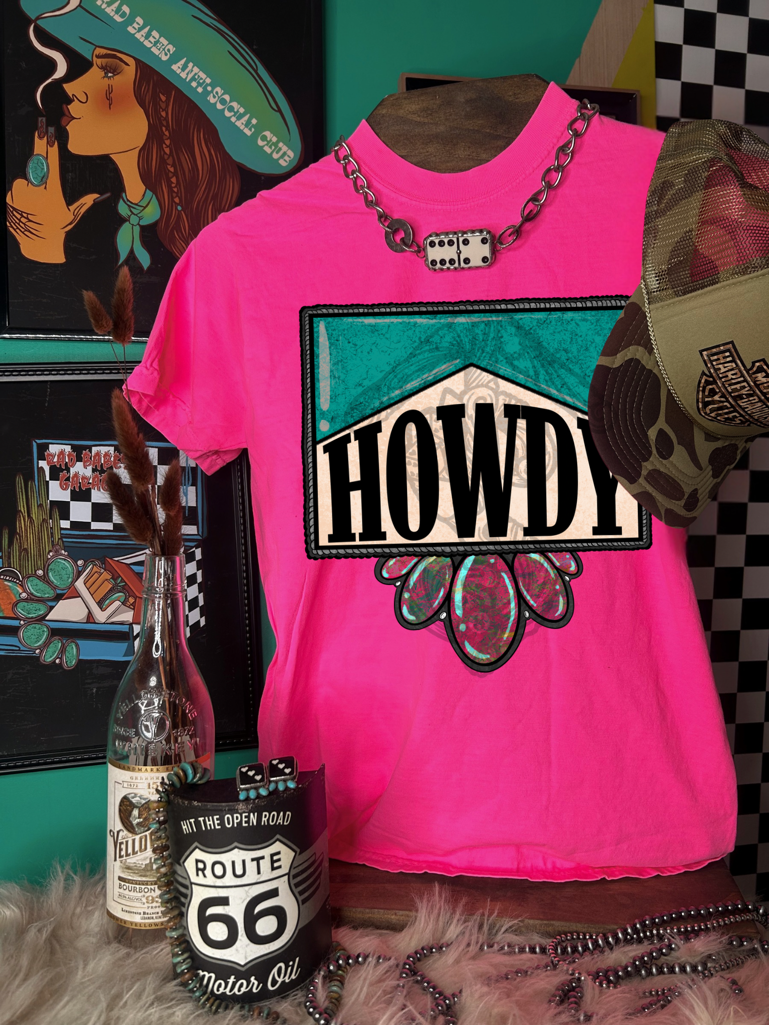 Howdy Tee