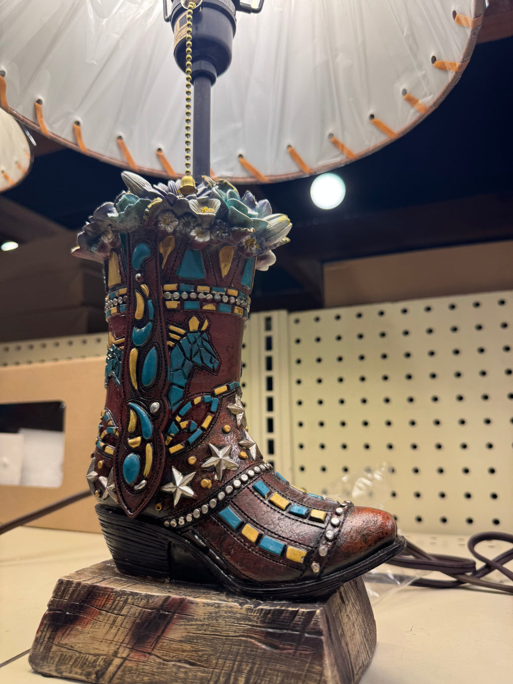 RA54099 Turquoise Floral Boot Vase