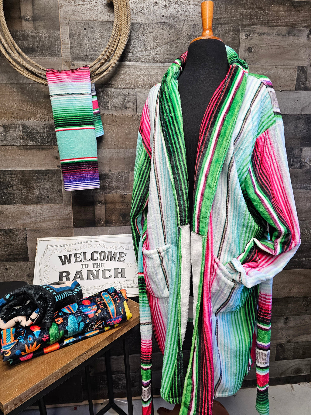 Sample Sale Turquoise Serape Women's Western Bath Robe size LARGE