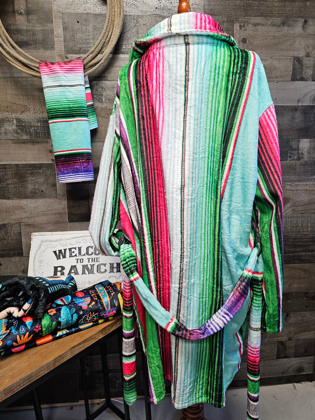 Sample Sale Turquoise Serape Women's Western Bath Robe size LARGE