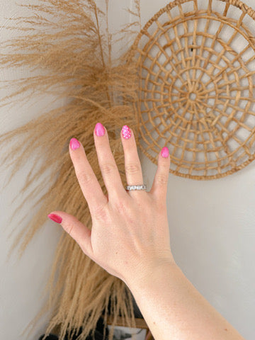 RYNLEE CRYSTAL HEART RING SZ 7