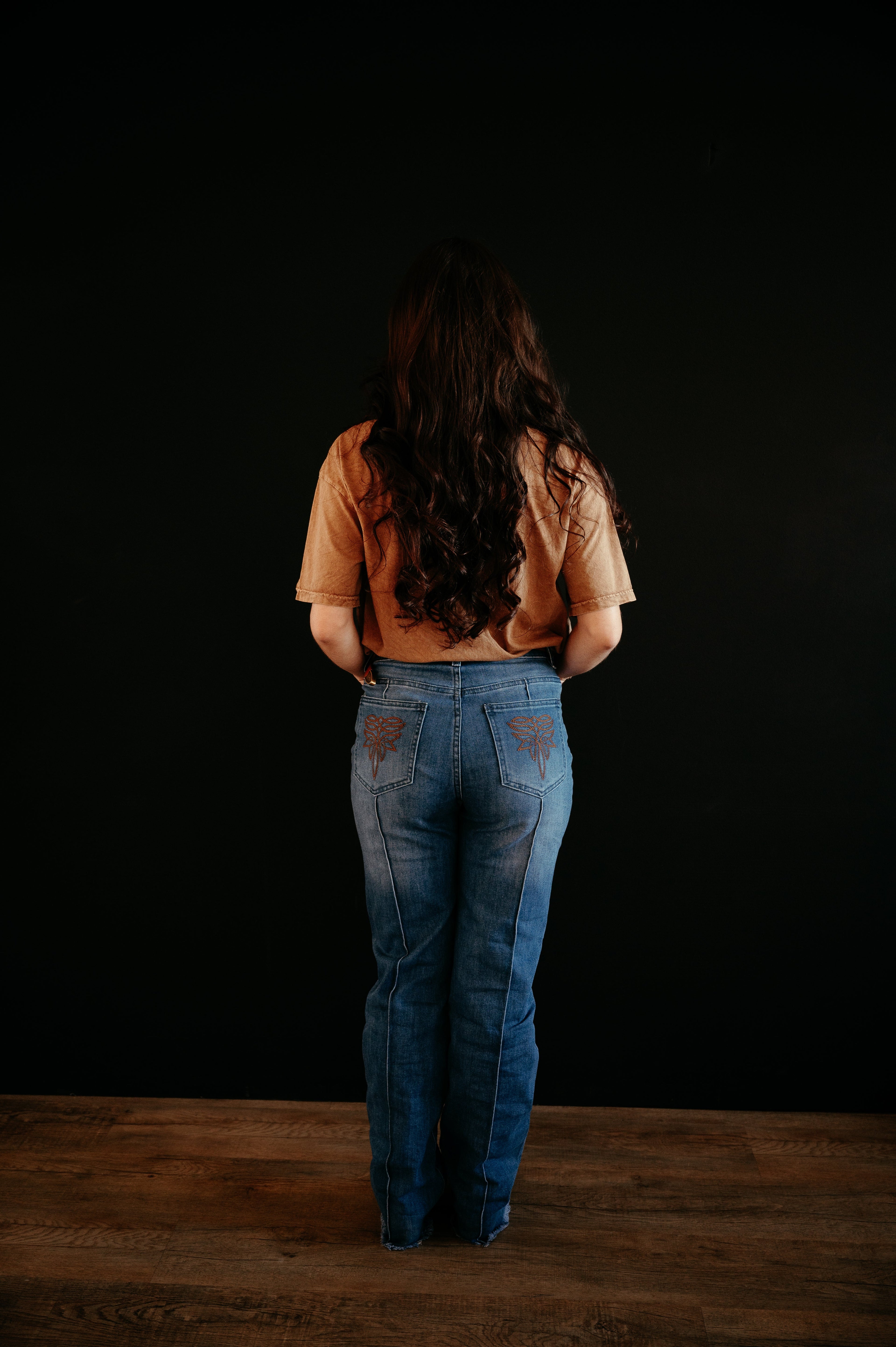 Boot Stitch Pocket Raw Hem Straight Leg Jeans