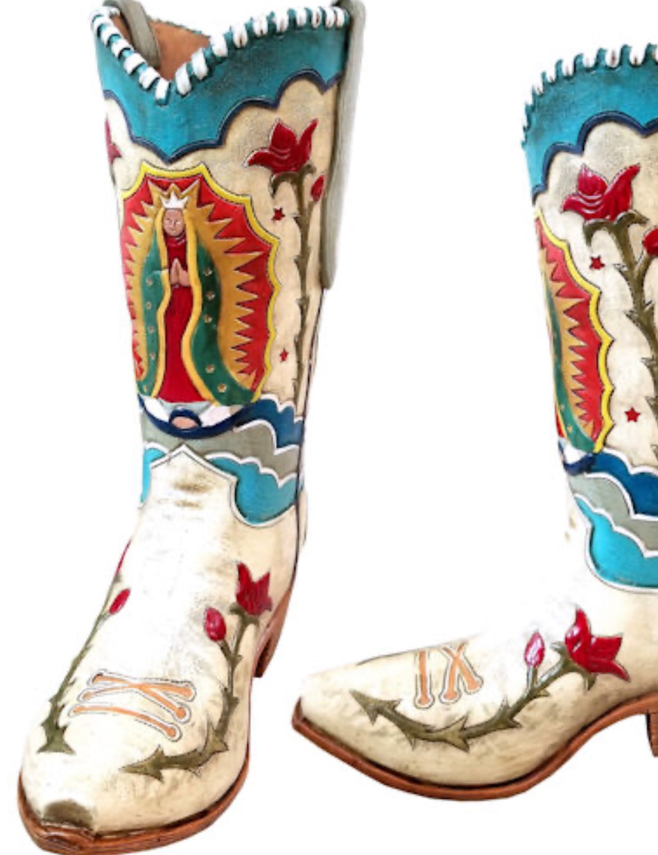 RA7151 Madonna Guadalupe Mary Boot Vase