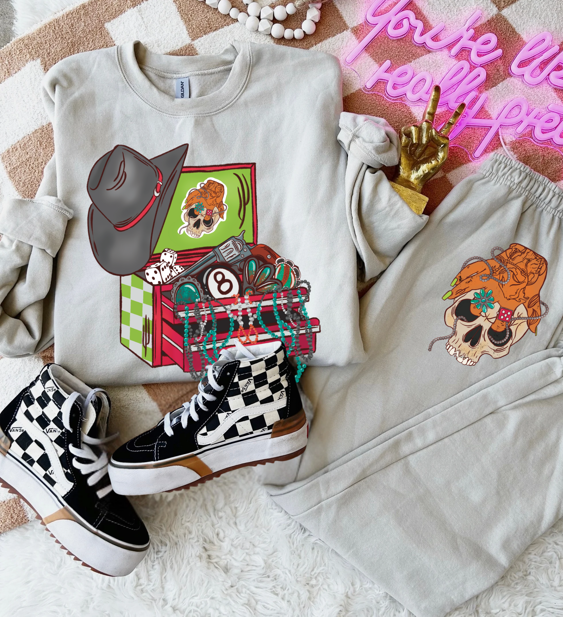 Outlaw Toolbox sweat set