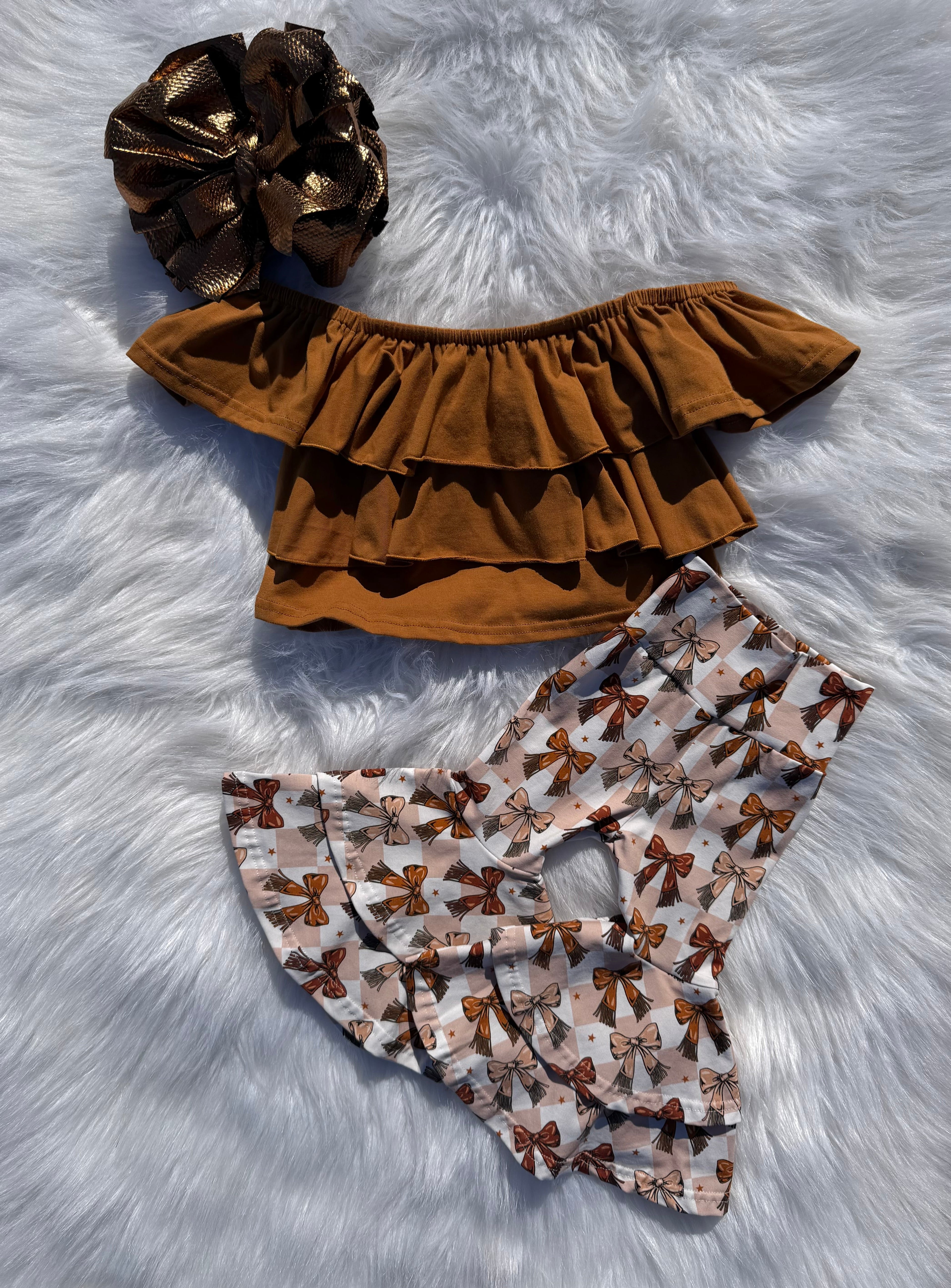 Saddle ruffle top