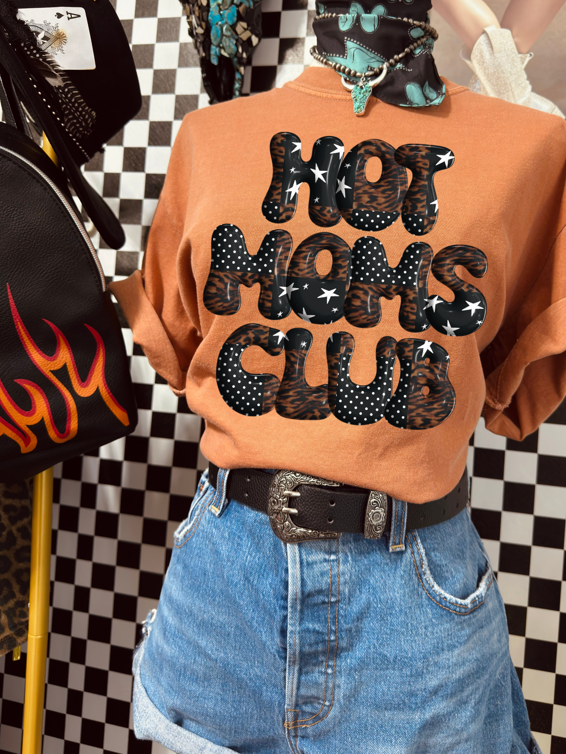 Hot moms club tee