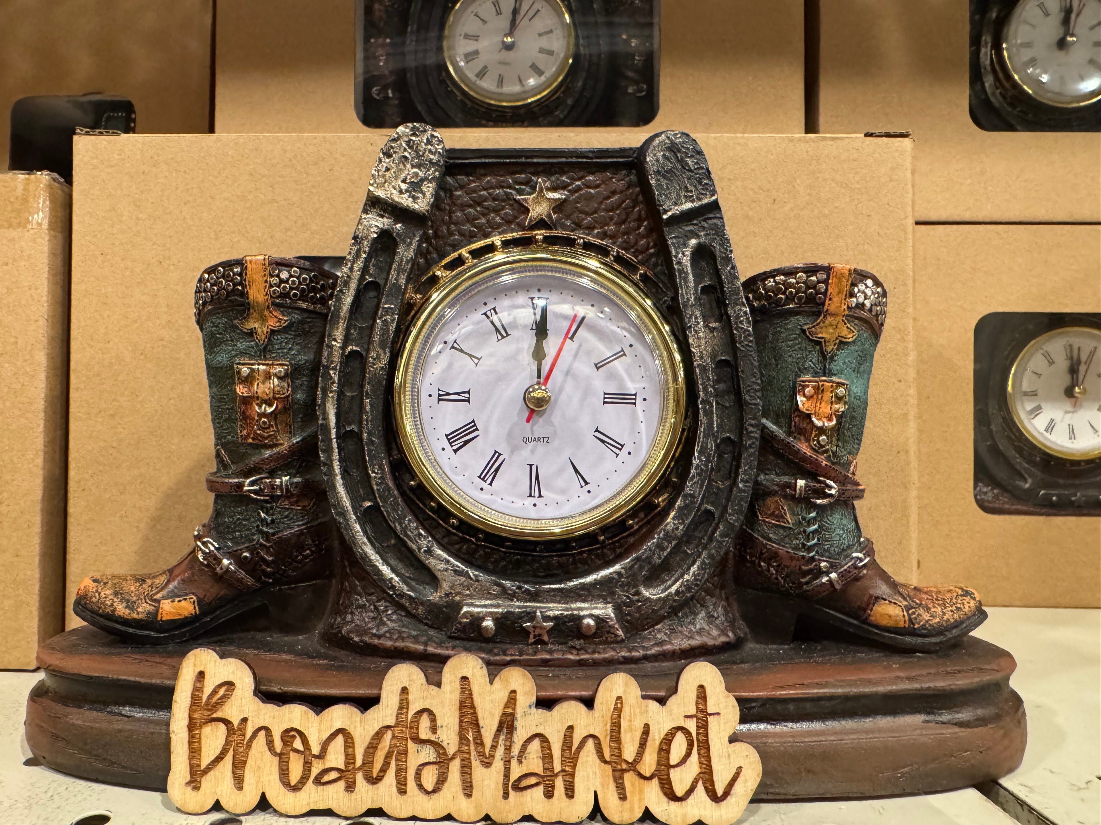 RA1071 Boots Table Clock