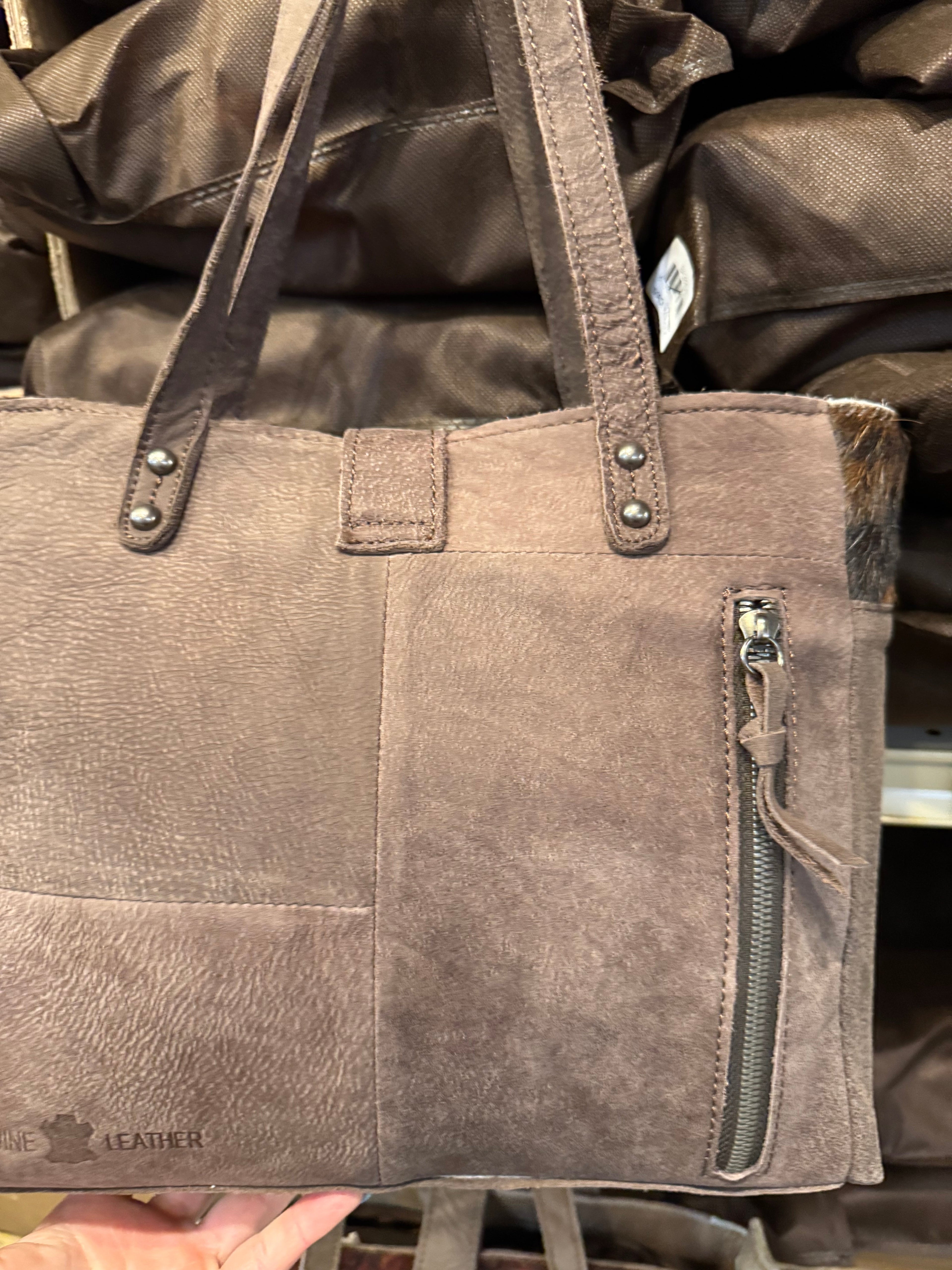 BA2830 Concho Cowhide Tooled Leather Handbag Purse