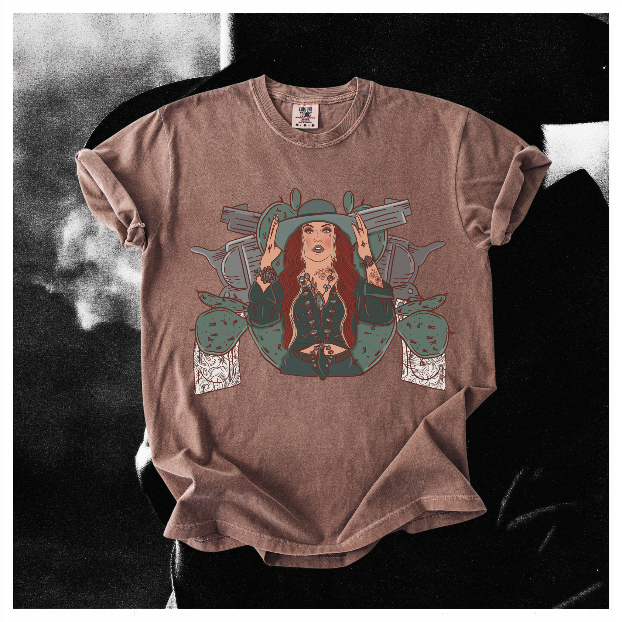 Outlaw women Tee
