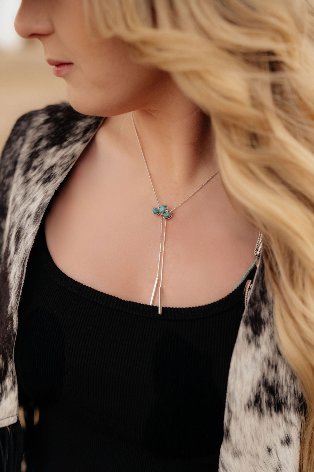 Turquoise Arch Cluster Snake Chain Bolo Necklace