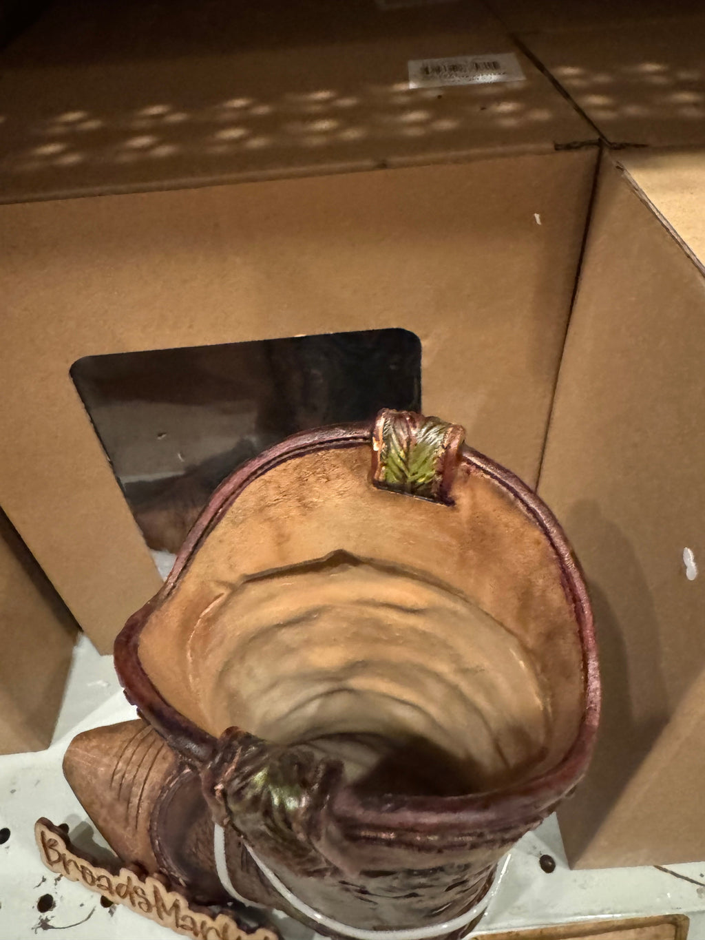 RA7571 Black Bear Acorn Boot Vase