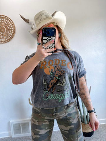 RODEO COWGIRL