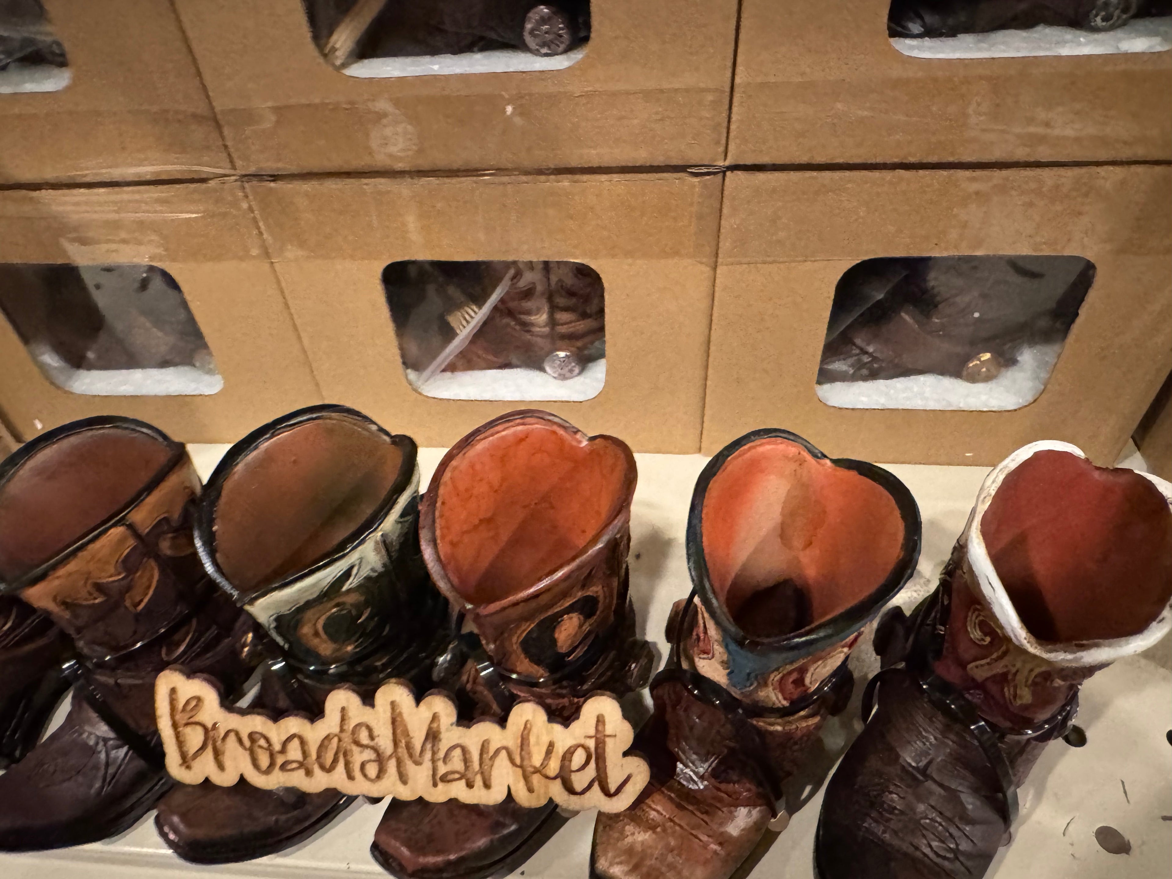 RA7415 Set of 6 Boot Vases