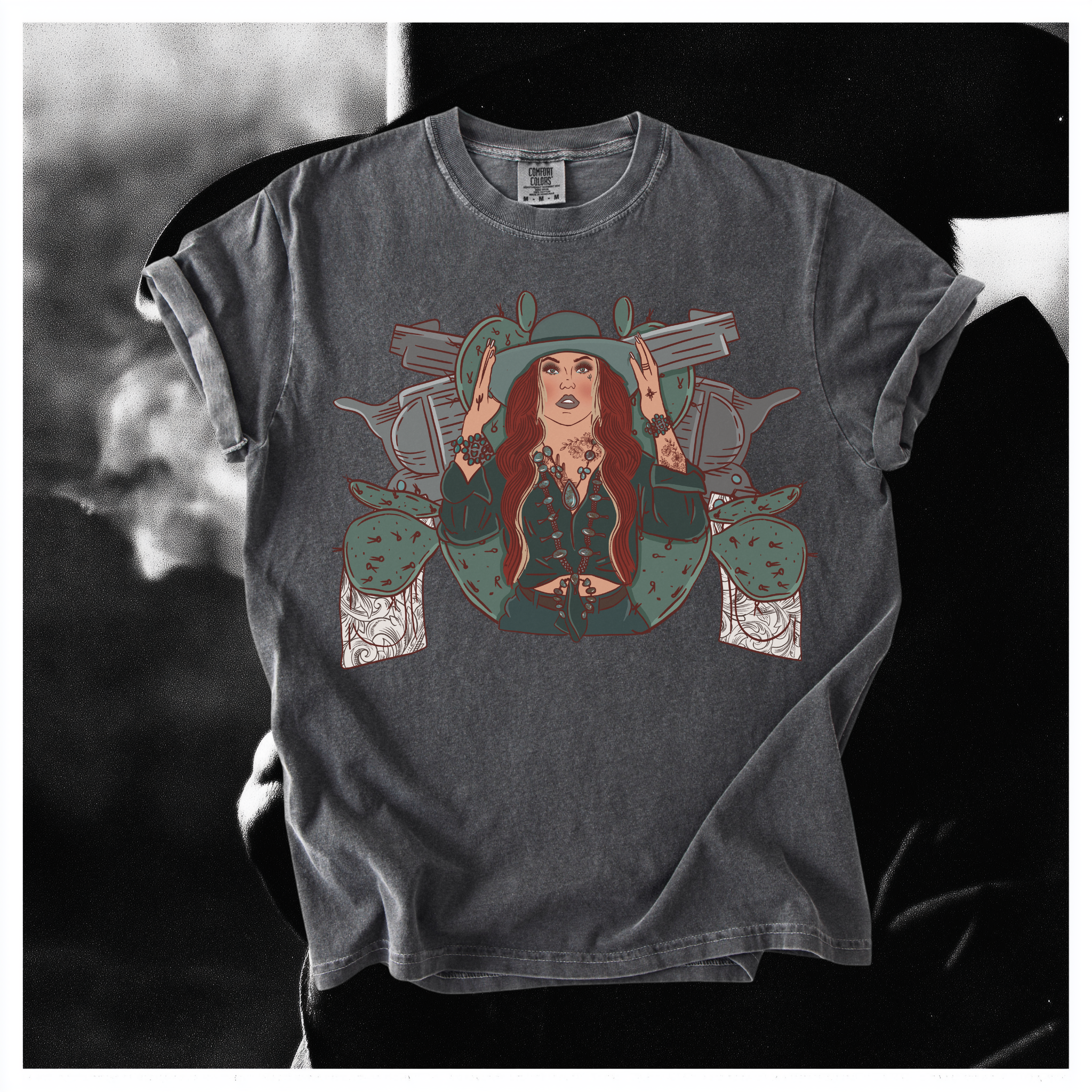 Outlaw women Tee