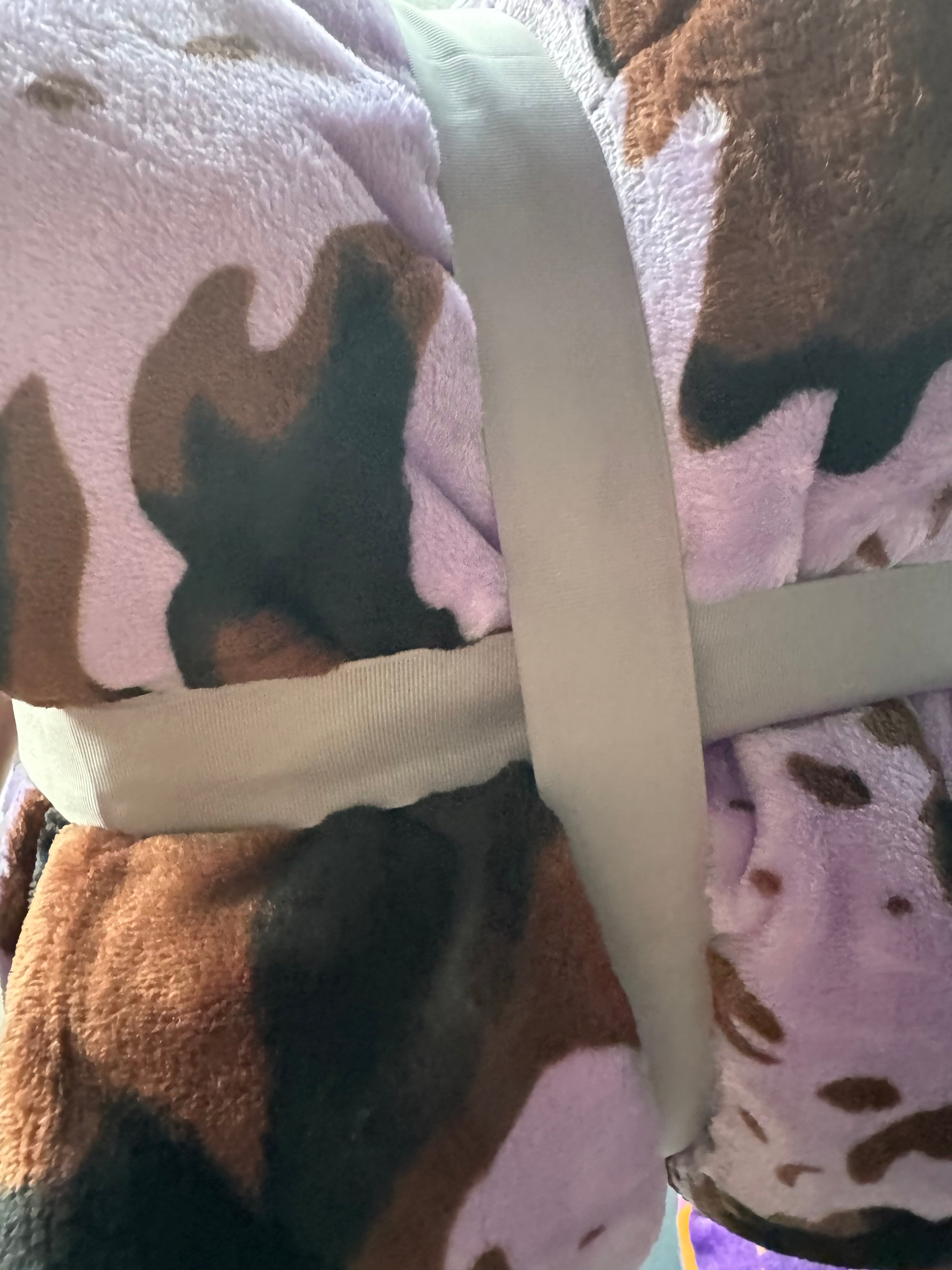 Light Purple Cow Print Queen Blanket