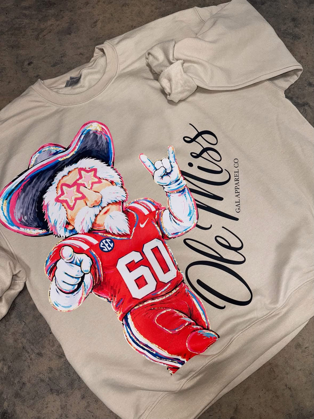 OVERSIZED PRINT rocking delulu ole miss sand crewneck