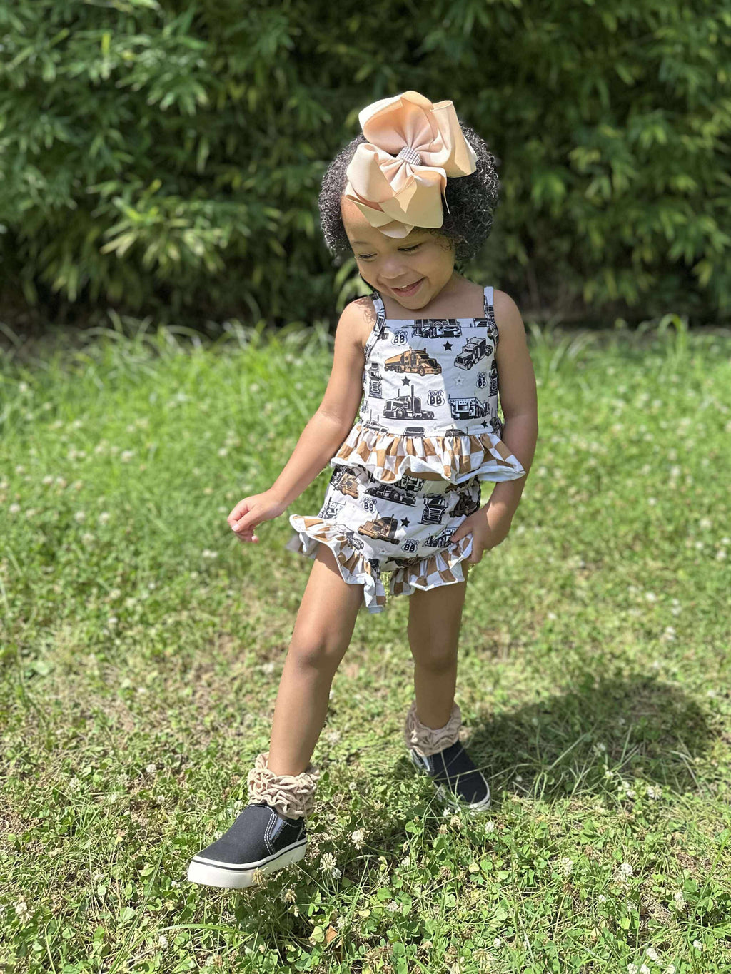 Sad Beige Semi Ruffled Set