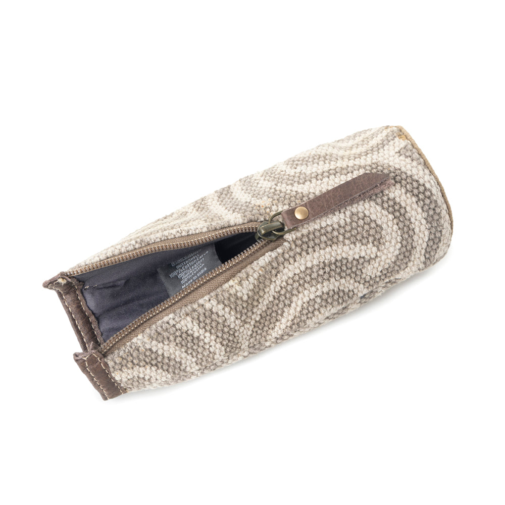 Grey Maze Beer pint Holder
