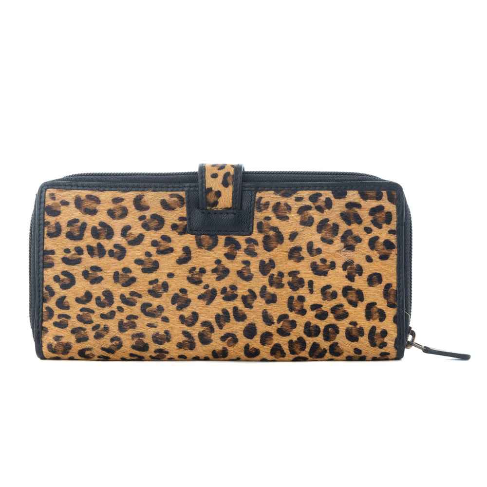 Gutsy Leopard Print Wallet