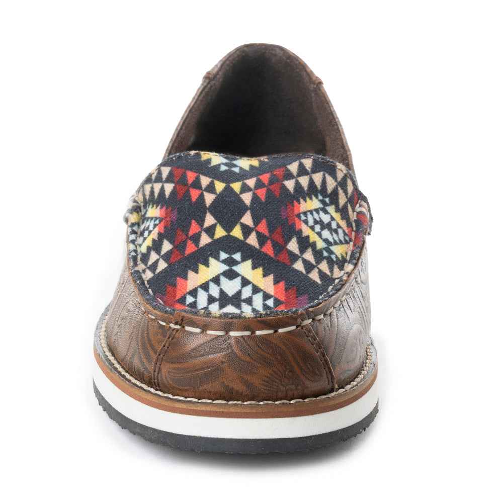 Embossed Footing Sneakers
