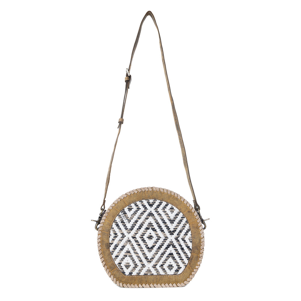 Sand Weaver Round Bag.