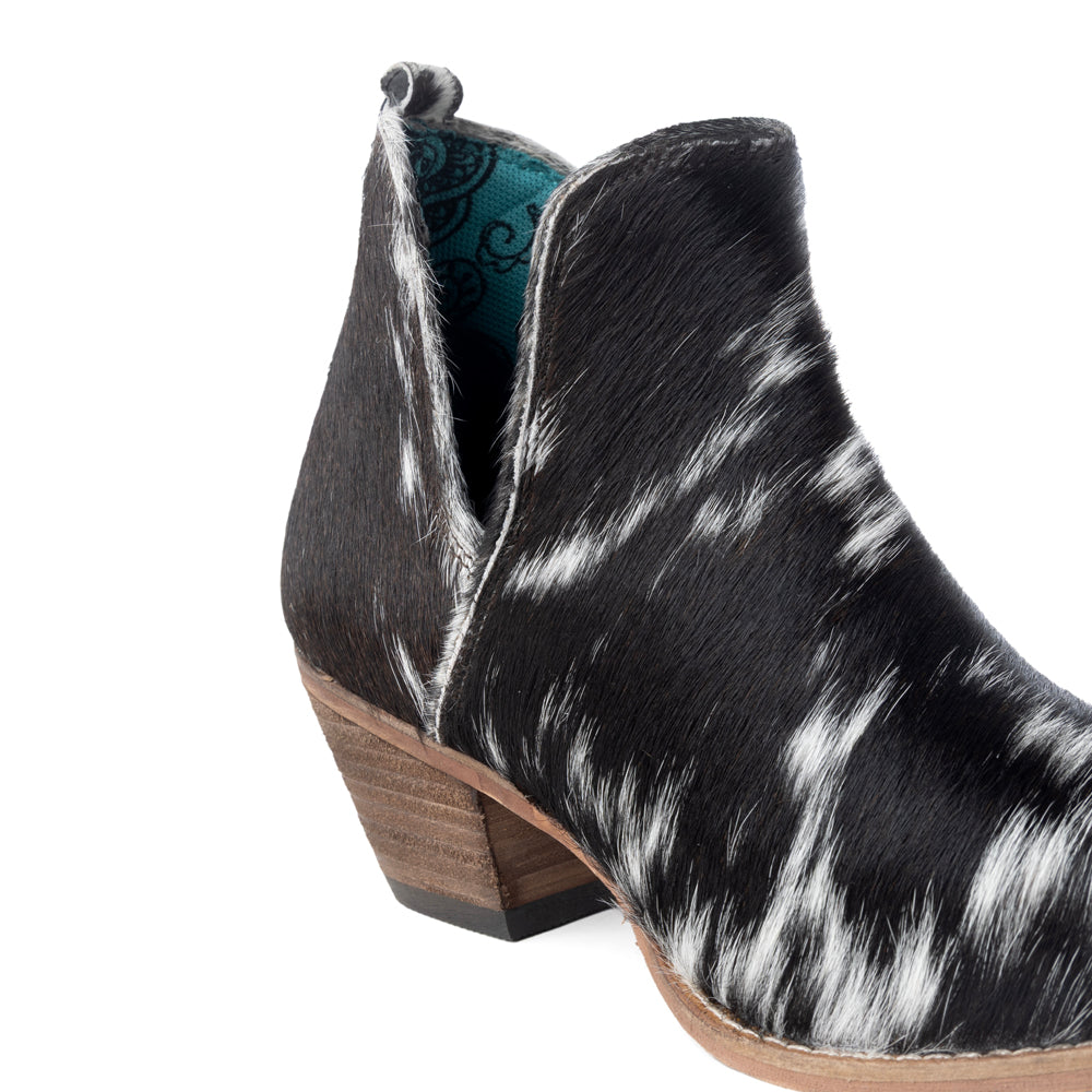 Myra Sunset Bloom Boots for Women with premium cowhide with split side design and back pull loops