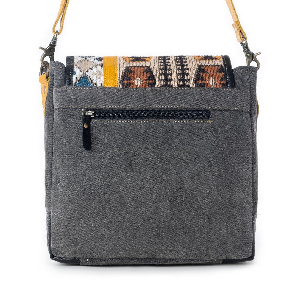 Zonta Mesa Shoulder Bag