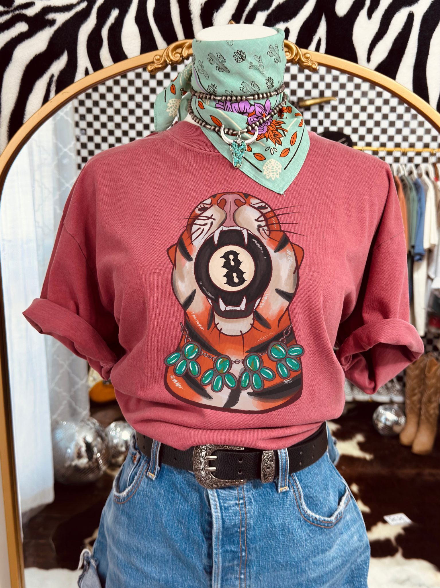 Into the wild Tiger tee