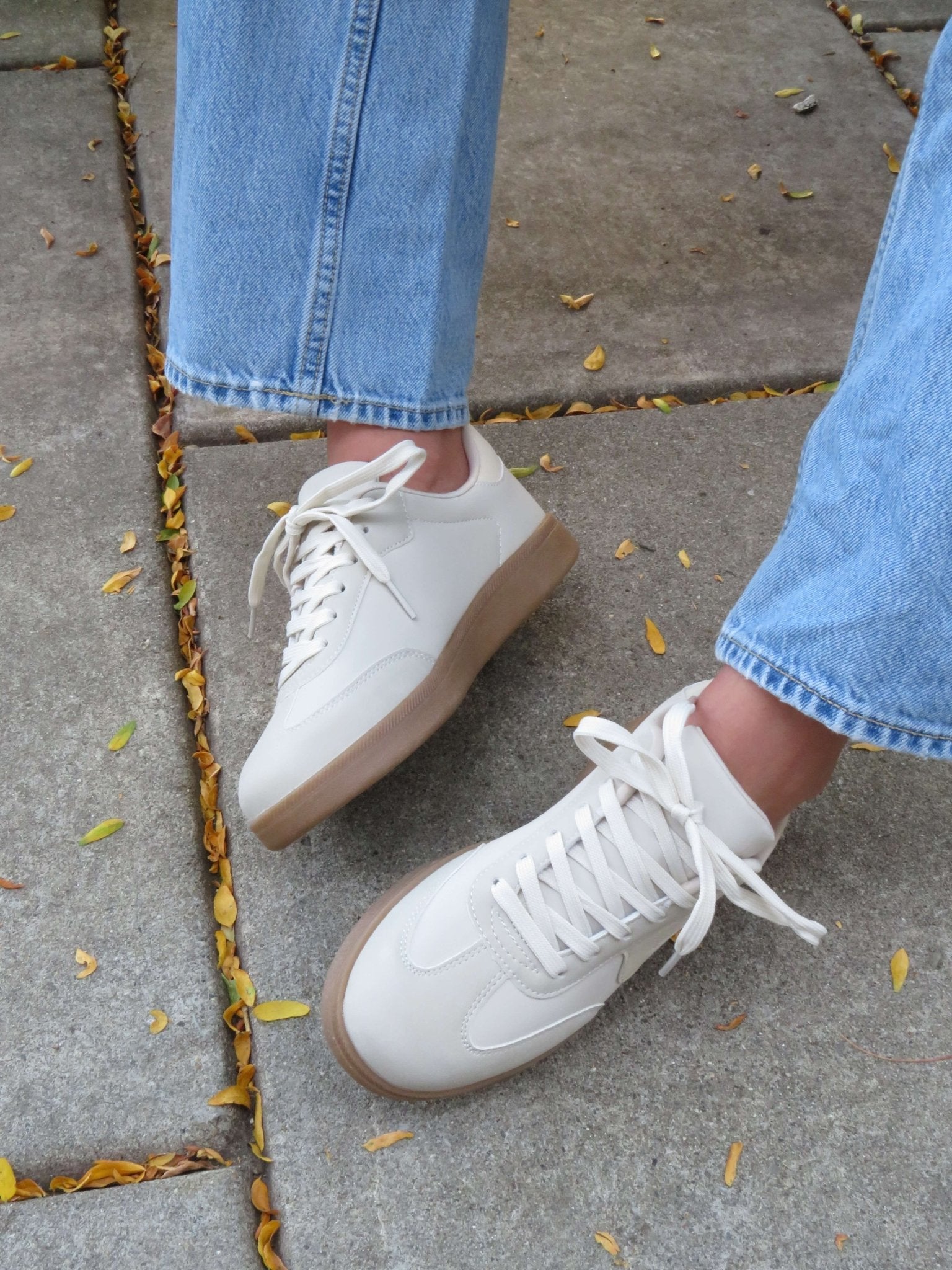 Beige Remus Lace Up Sneakers