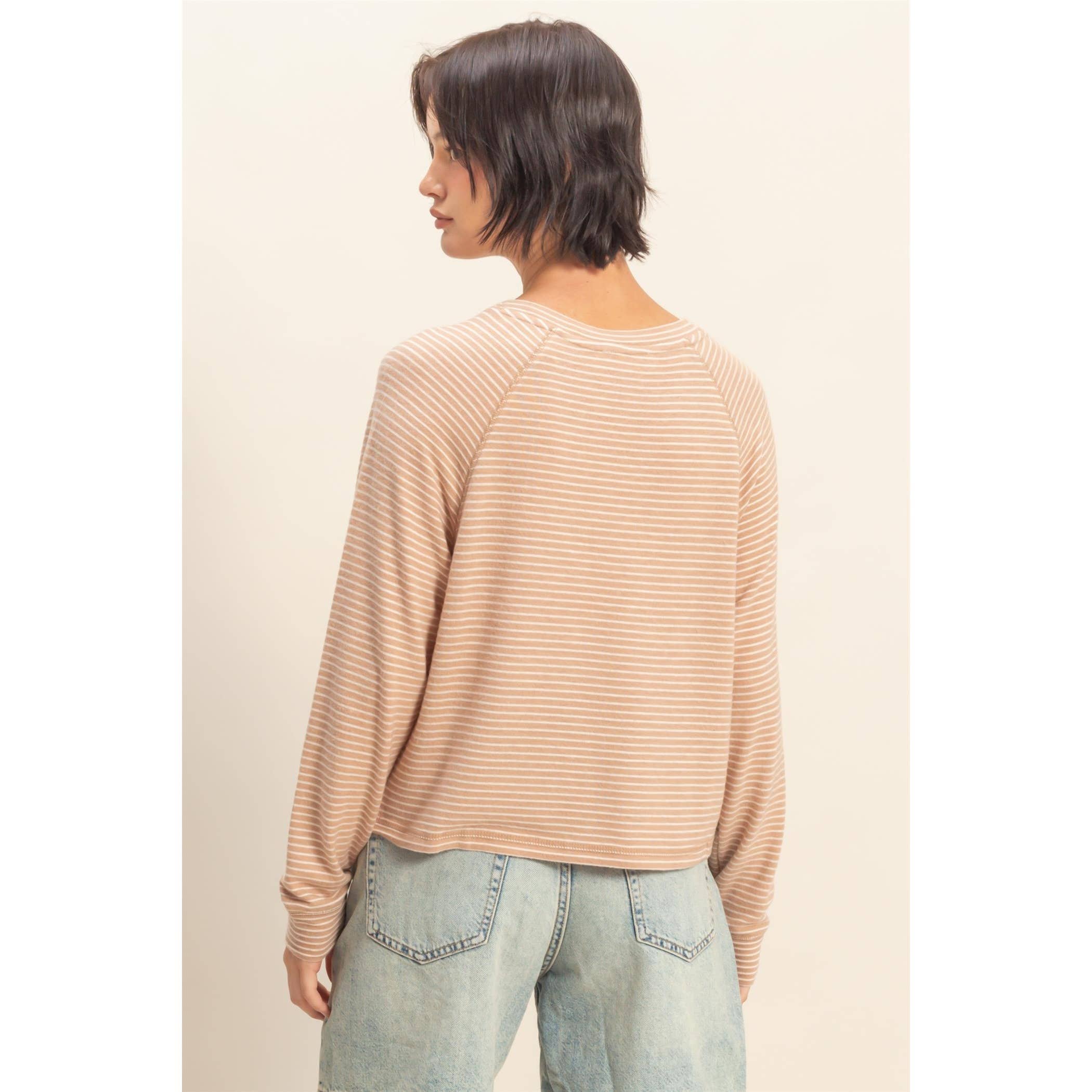 The Weekend Lines Top