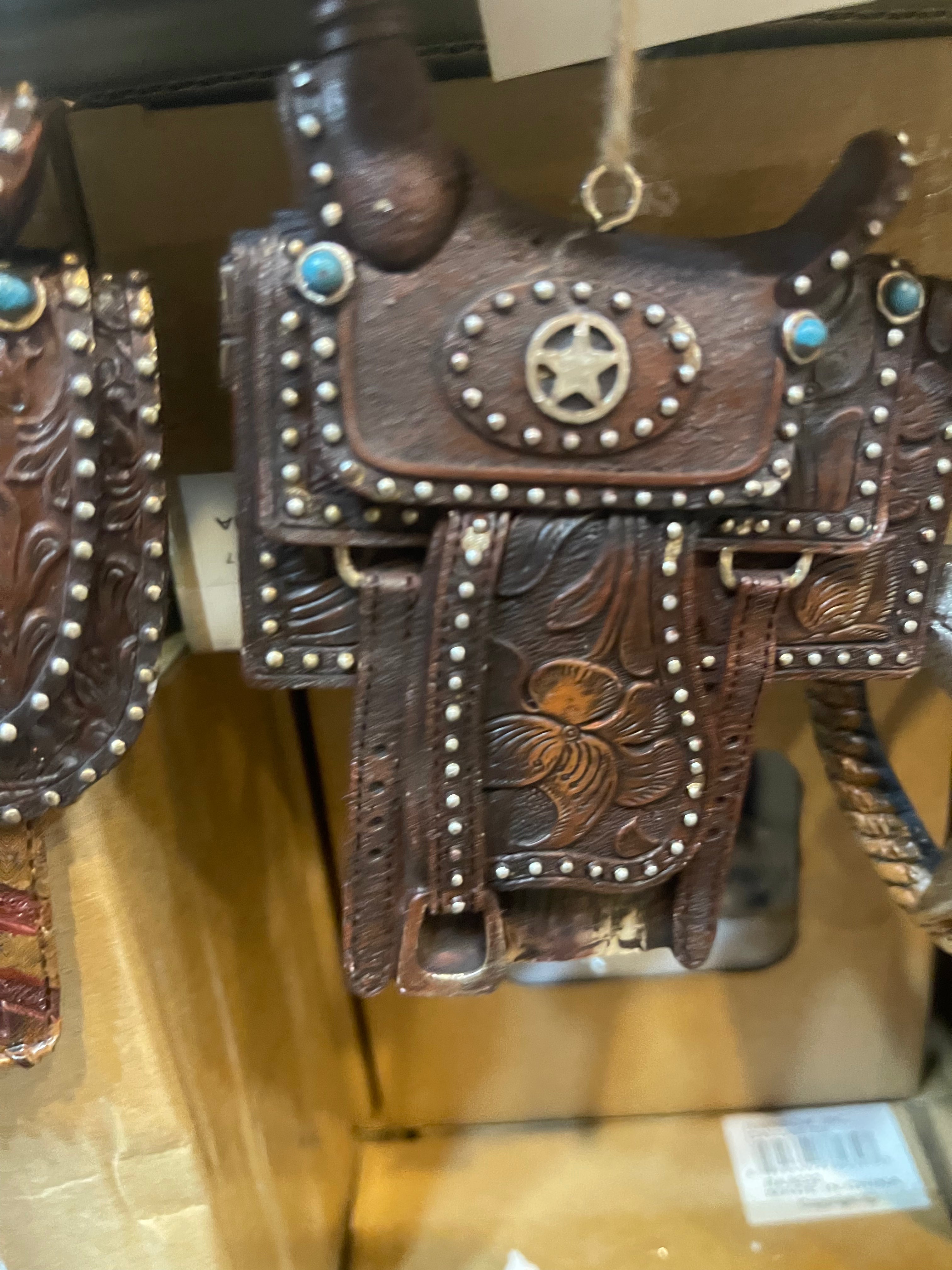 Saddle of the Lord Ornaments