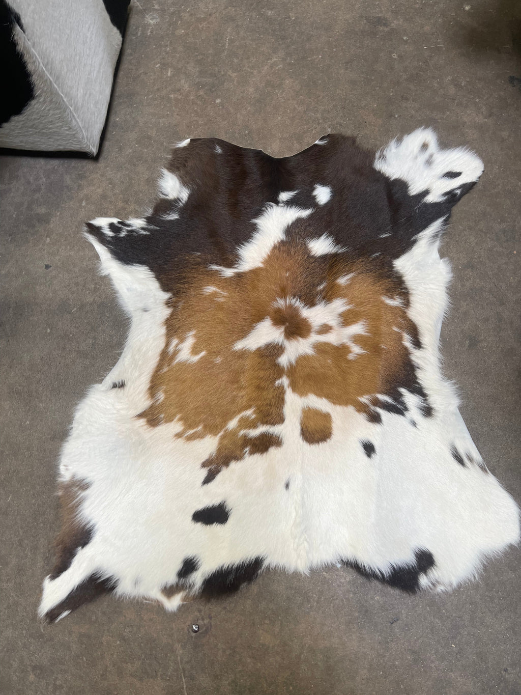Tricolor Calf Cowhide Rugs