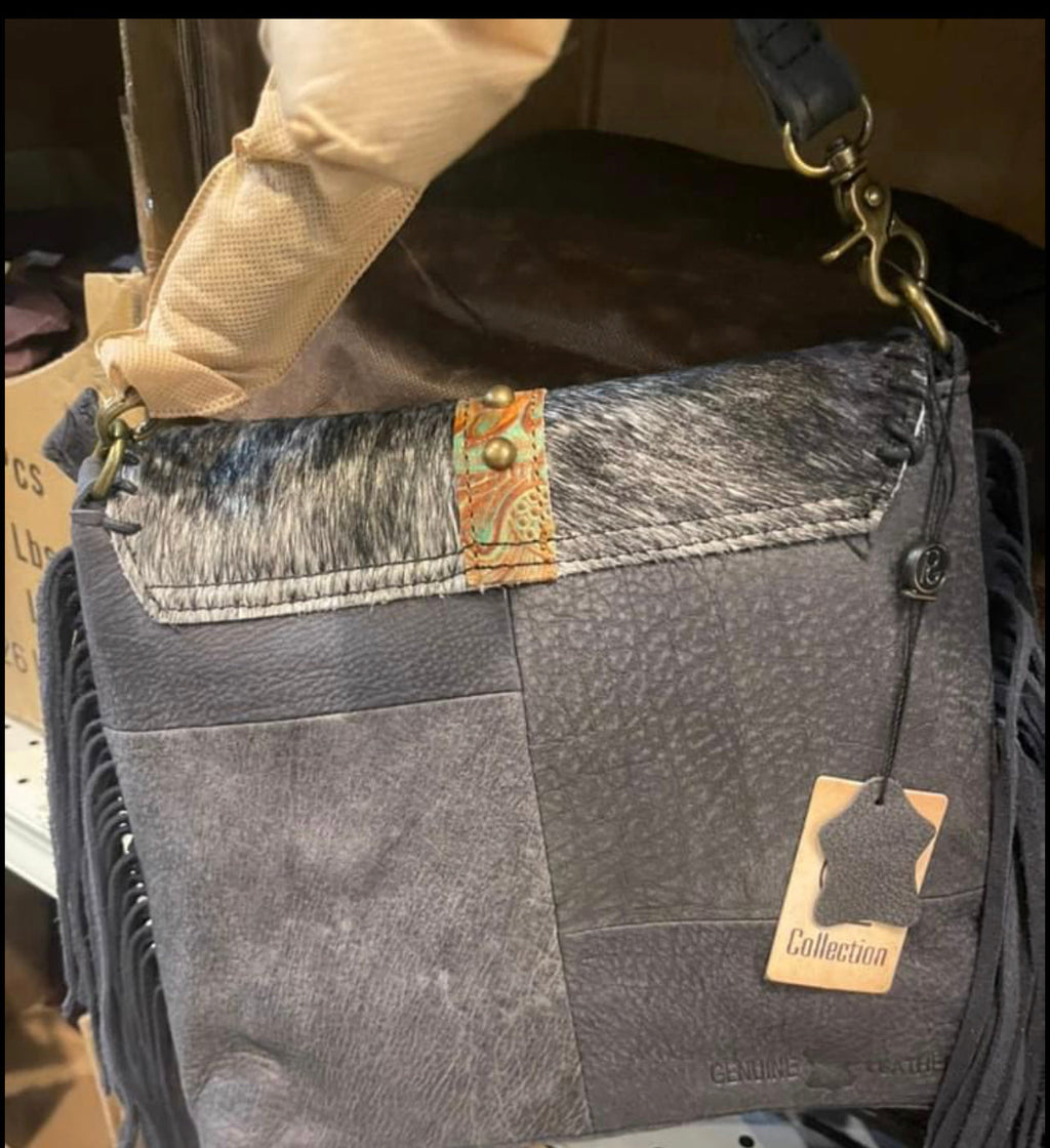 Turqouise Stone Cowhide Belt Buckle Purse