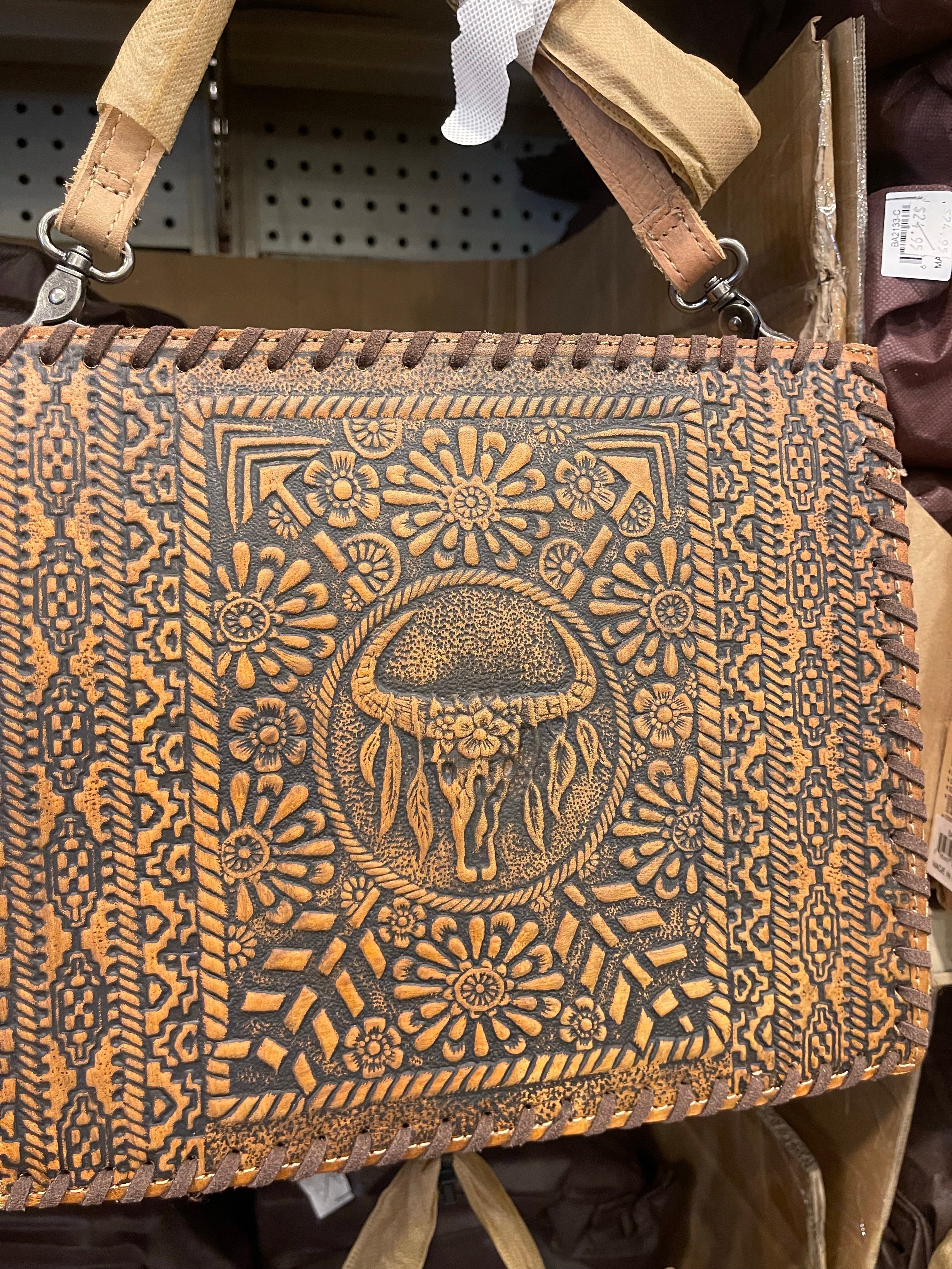 Tooled Cowskull Chain Purse