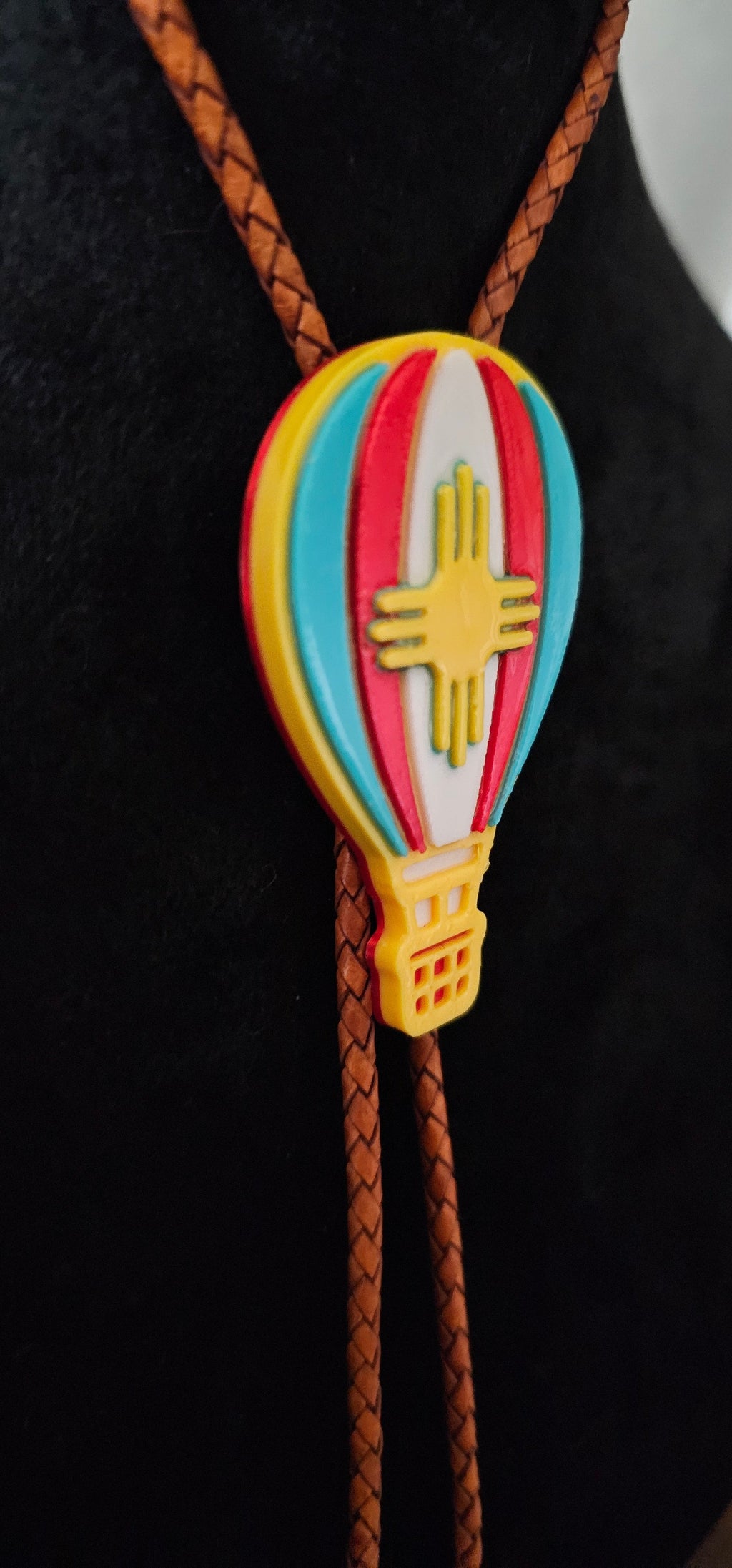 Albuquerque Balloon Fiesta 3D Hot Air Balloon Zia Bolo Tie Necklace
