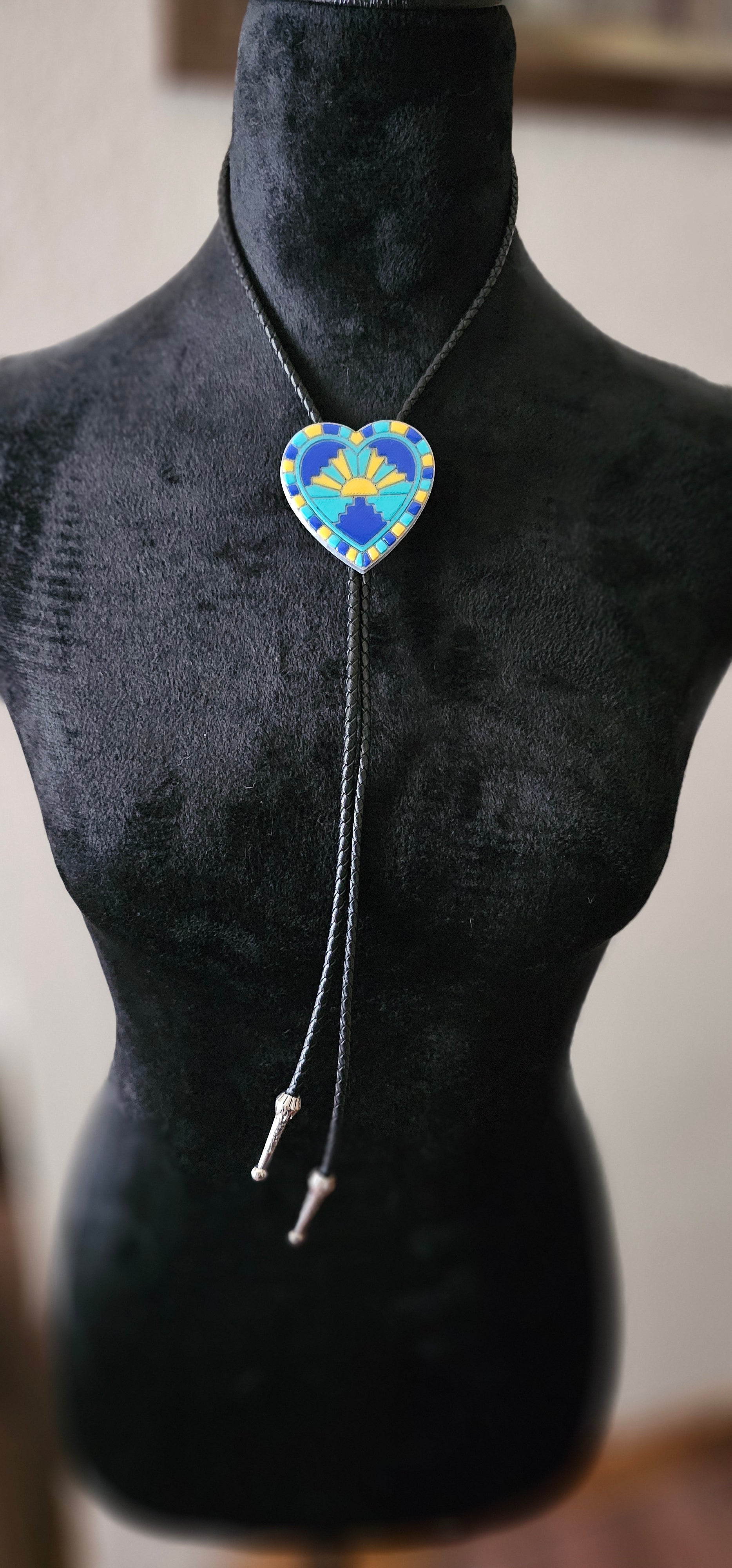 Turquoise Sunrise 3D Inlay Heart Bolo Tie Necklace