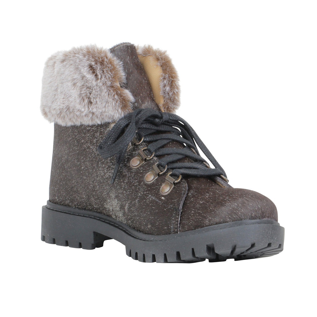 Turbulent Boots