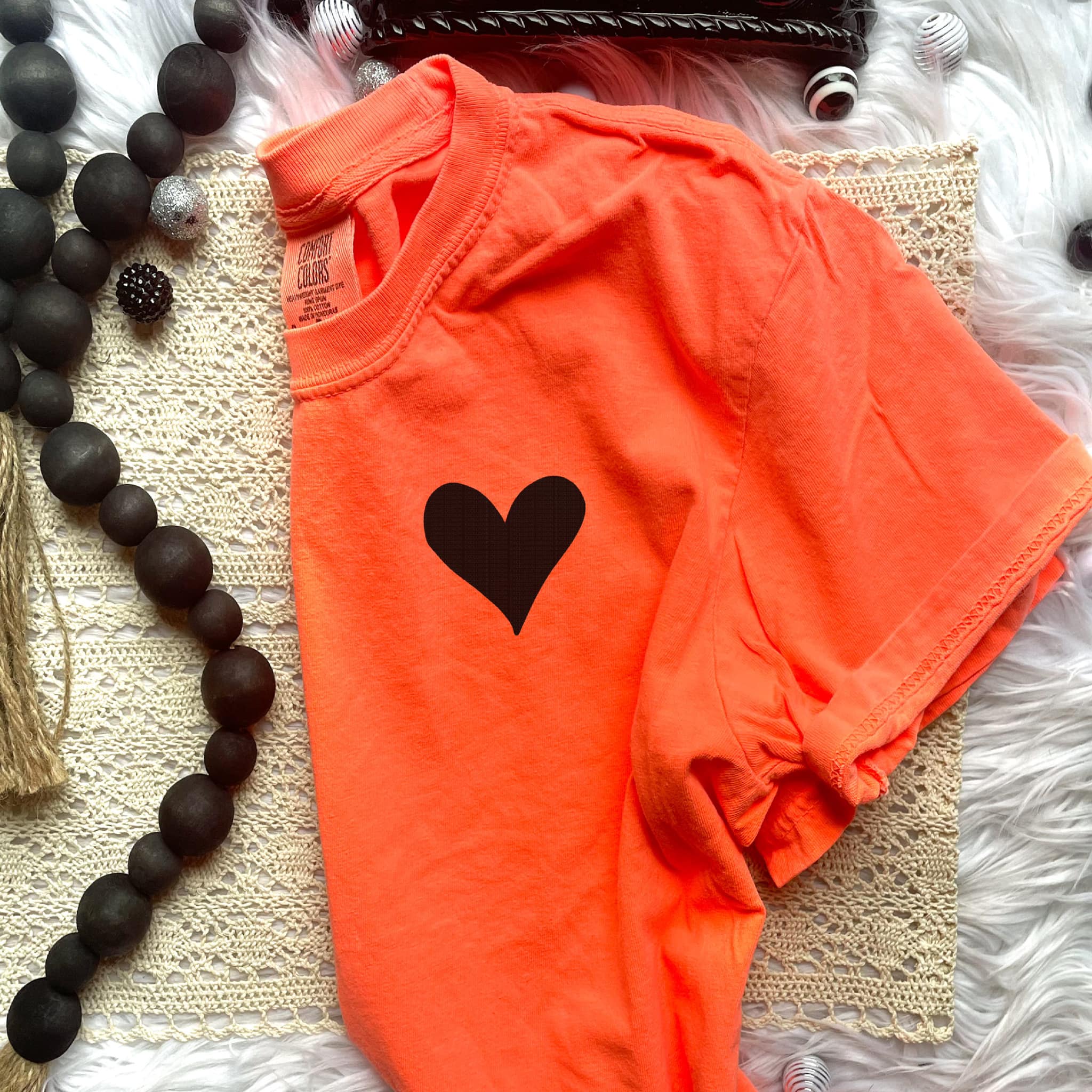 My heart is the size, tee