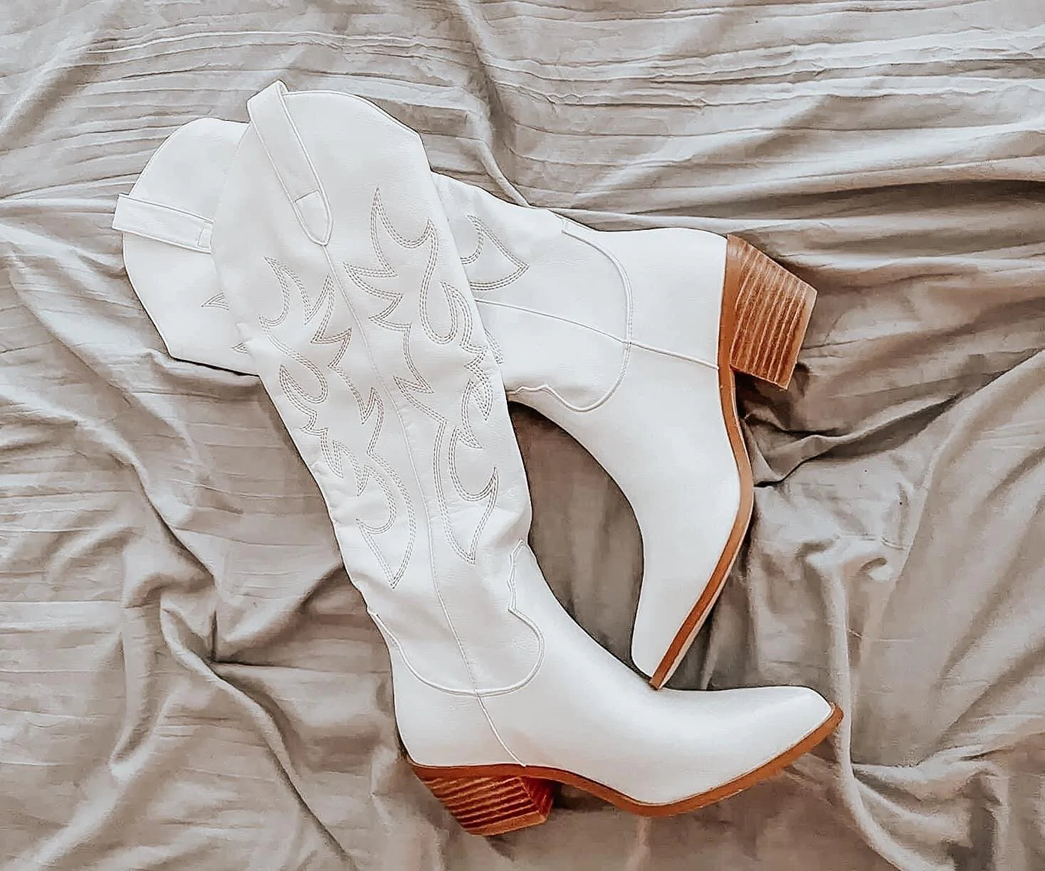 What Would Dolly Do Boots